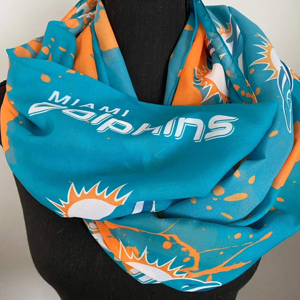 Miami Dolphins Infinity Scarf New!
